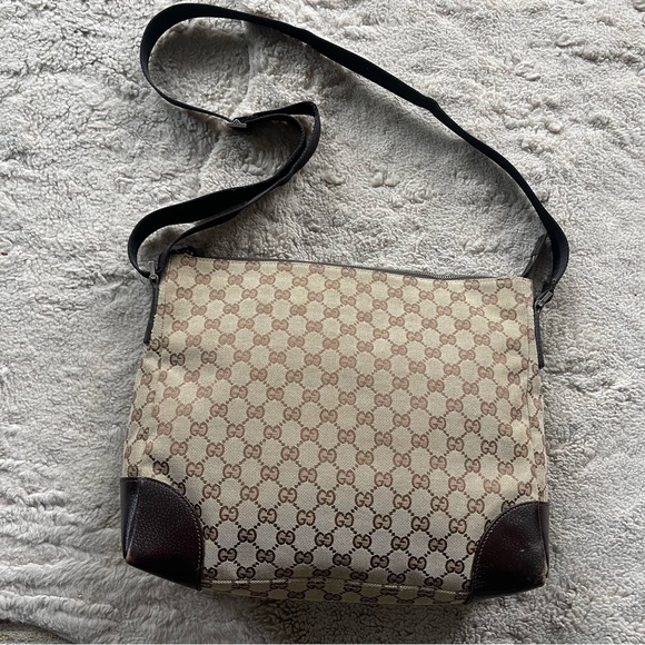 Gucci Cream and Brown Messenger Bag with Signature GG Pattern - Picture 8 of 13